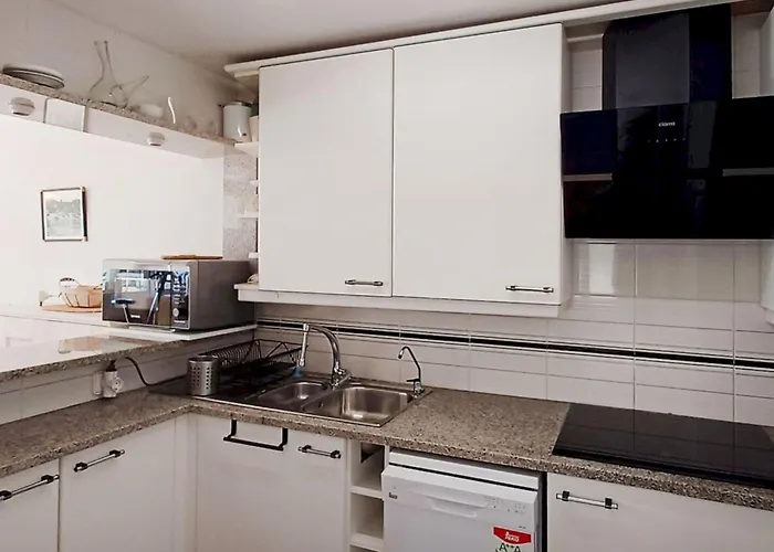 Too Menuda By Interhome